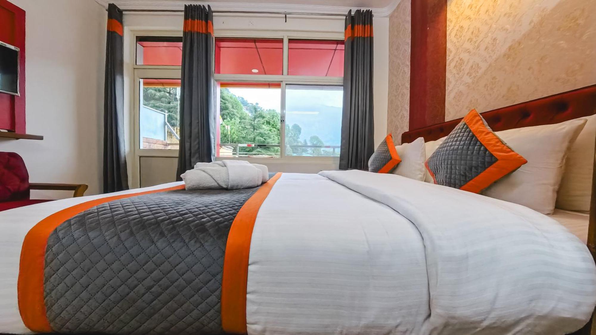 Live Free Hostel, Mcleodganj Мак-Леод-Гейндж Экстерьер фото