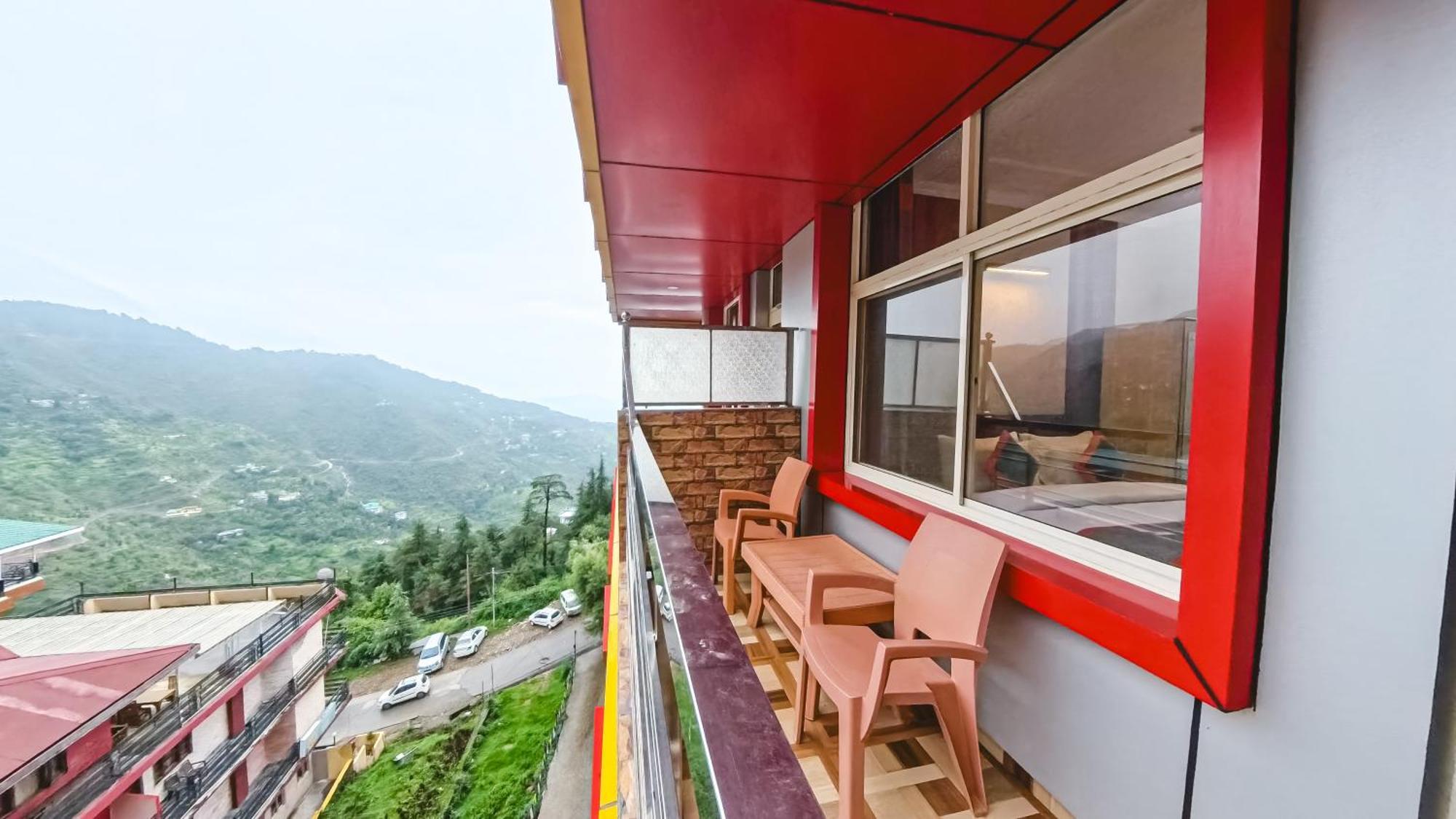 Live Free Hostel, Mcleodganj Мак-Леод-Гейндж Экстерьер фото