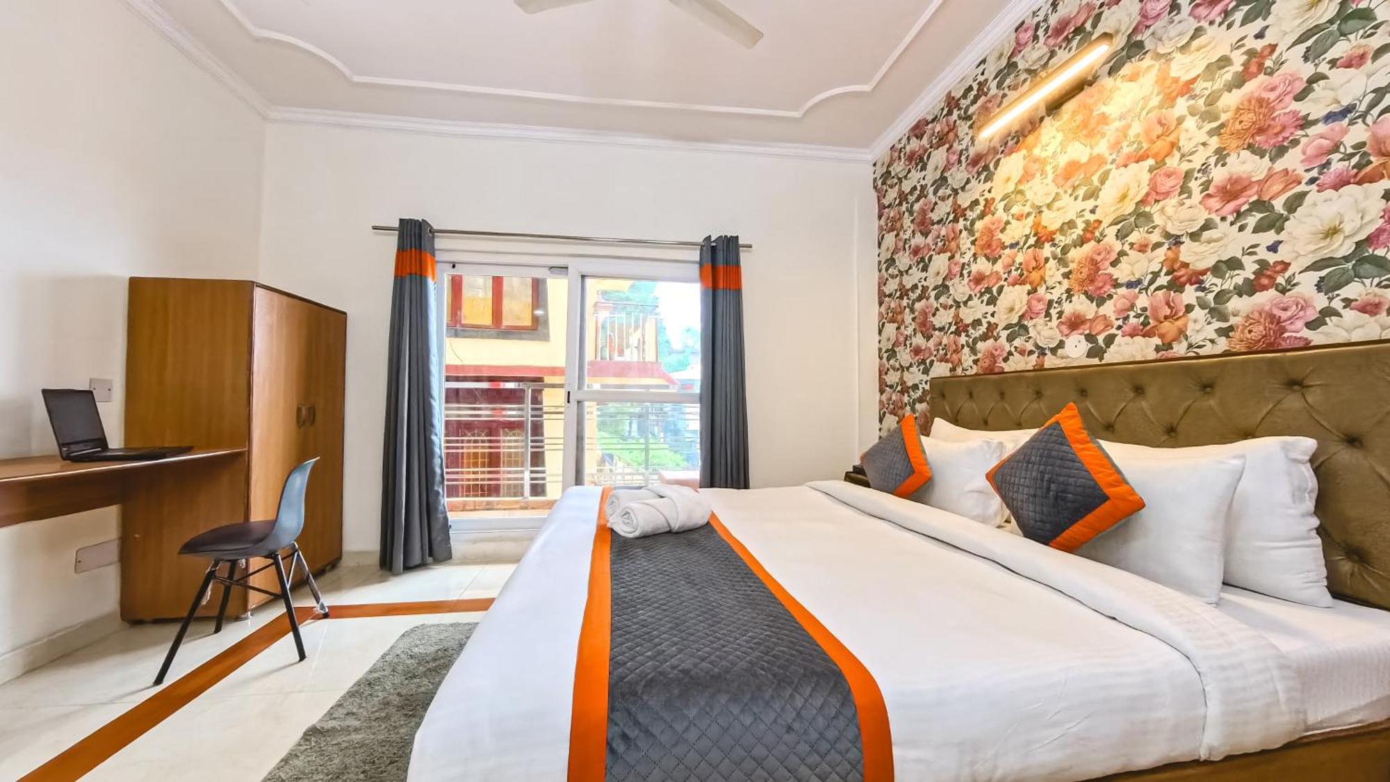 Live Free Hostel, Mcleodganj Мак-Леод-Гейндж Экстерьер фото